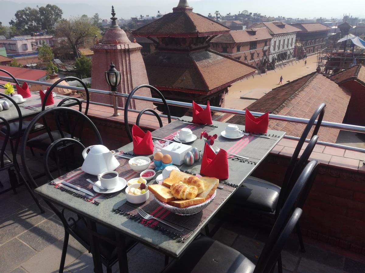 Khwopa Inn & Rooftop Restaurant Bhatgoan מראה חיצוני תמונה